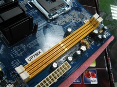 ȫ̬˫MCP73499Ԫ