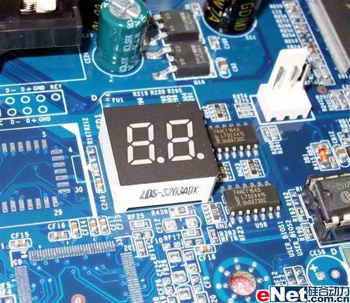 Intel���ϳɷ簺��7025�������̻�