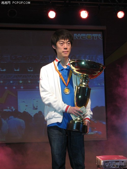 总决赛4:0狂扫MOON!LYN称王WGC2007_硬件