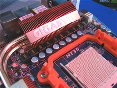 ���ң�AMD��ǿоƬ����RD790��������