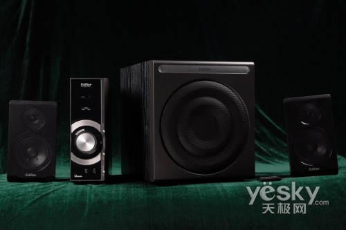 箱喇叭丝膜高音木纹漫步者c3独立功放c3主要特点:外置功率放大器设计
