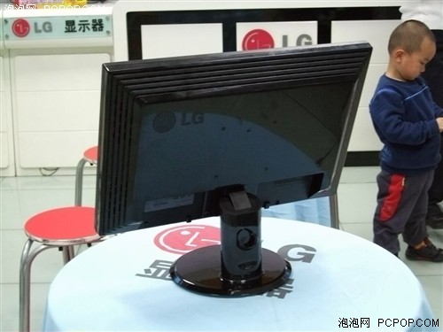 ����2299ԪLG�׿�21.6Ӣ���������