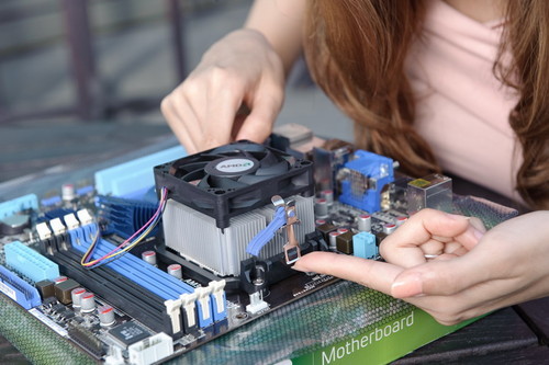 台妹小曼眼镜娘第二弹:86张大图教开核