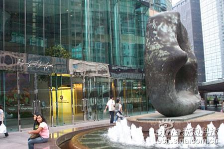 图文:香港联交所外景_互联网