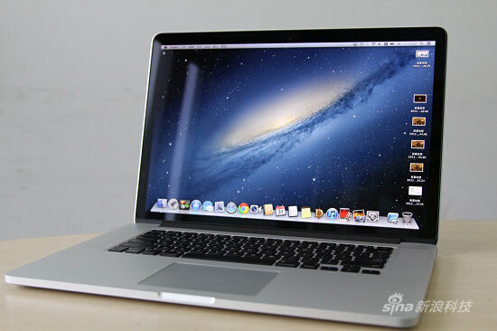 带有Retina屏幕的MacBook Pro 带有Retina屏幕的MacBook Pro
