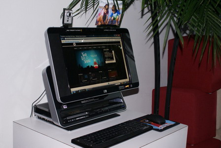 �Ƽ�ʱ��_ͼ�ģ�����MEGA�ֳ�չʾTouchSmart