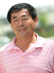 图文:联想提名奥运火炬手王明殿_业界