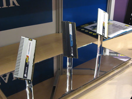 Ƽʱ_ͼģDDR3-1600ڴƷ