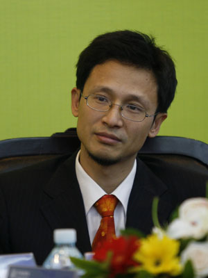 图文:中国价值网CEO林永青参加圆桌论坛_业界