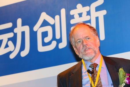 科技时代_图文:英特尔资深院士凯文康作主题演讲