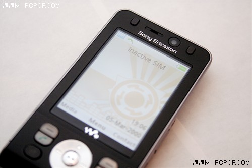 真机比图片漂亮 索爱新手机W910i实拍_手机