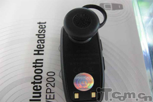 三星蓝牙耳机跌到底 WEP200仅98元_手机