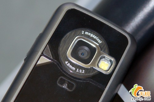 能看电视的手机!诺基亚N77跌破四千元_手机