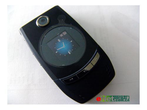 黄金性价比 2000元内多功能超值手机推荐(6)_