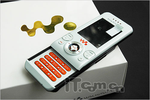 改版机周报:E90暴跌1K W950力创新低_手机