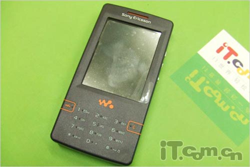 改版机周报:E90暴跌1K W950力创新低_手机