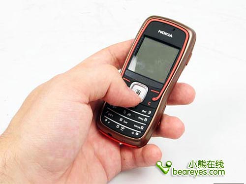 稍有瑕疵三防手机!诺基亚5500再现身_手机