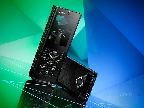 1GB�ڴ�ռ�ŵ��������ֱ���7900�ǳ�