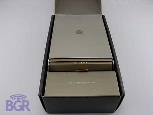 翻转地球 摩托镜面智能V8开盒图赏_手机