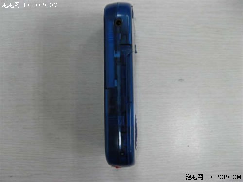 虚拟键盘多变换 儿童手机极具科技感_手机_科