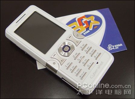 黑白配最简单恋爱 索爱K550情侣价1550_手机