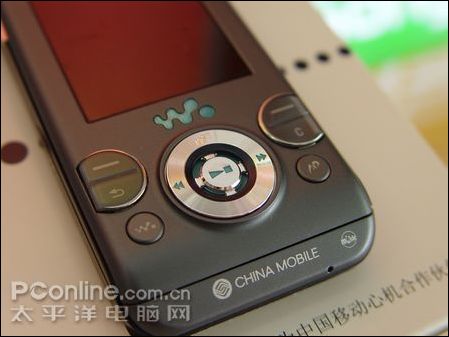 运动音乐我都行!索爱滑盖W580低价来宁