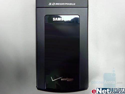 300万像素 三星翻盖手机U900谍照外泄_手机