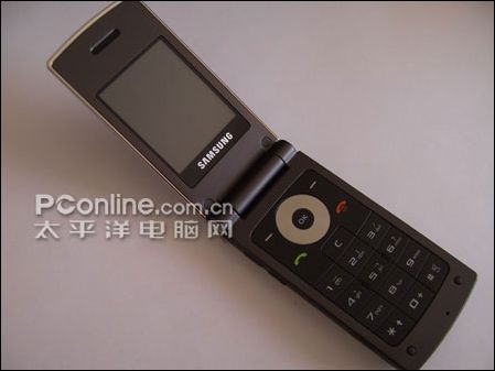 �����黳���Ǽ�ԼE210�ͼ�����