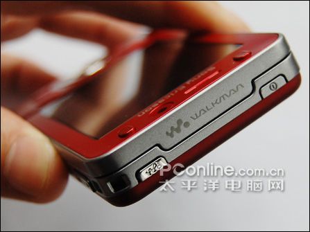 ��������WalkmanW910�Ͼ�����3380
