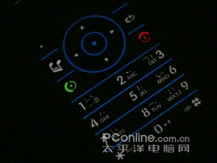 再度升级2GB版摩托镜面智能机V8评测(2)