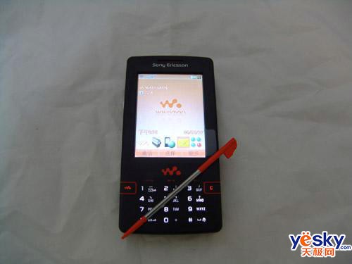 ���ᰮ����UIQ�����������ܻ�W958c����2k