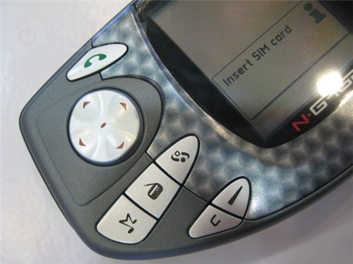 游戏手机鼻祖 全新诺基亚NG仅售499元