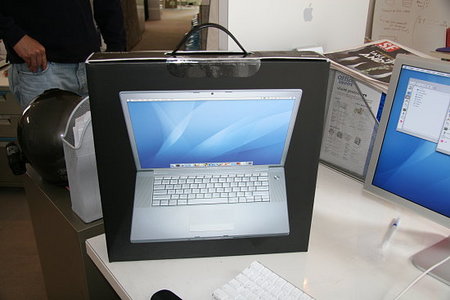 LED��Ļƻ���°�MacBookPro���ͼ