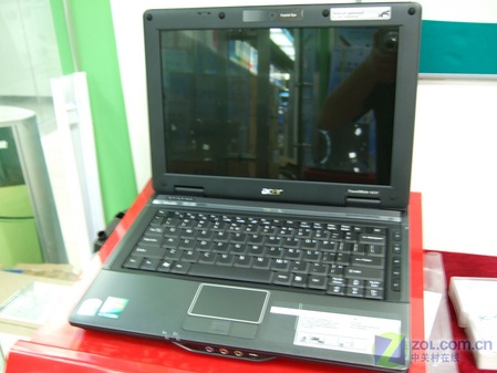 12.1宽屏宏碁D刻30万像素摄像头本上市_笔记本
