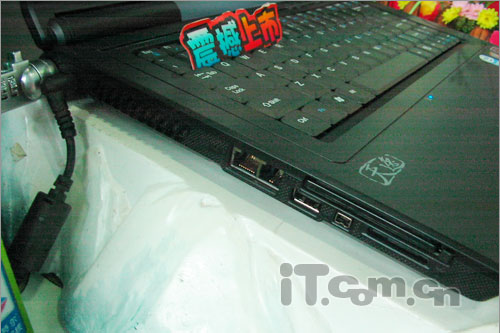 联想黑色F40双核笔记本仅售7999元_笔记本_