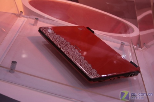 SINOCES 2007:联想展示奥运火炬机型_笔记本