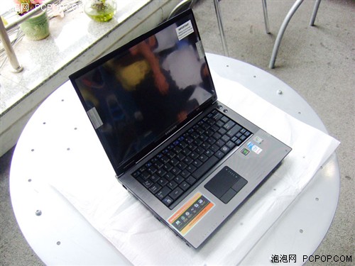 不足万元 三星13.3英寸迅驰4本本上市_笔记本