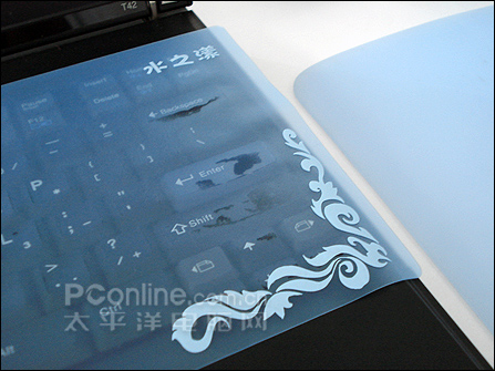 [本本周边]怎么蹂躏都不怕 NB键盘膜亮相榕城