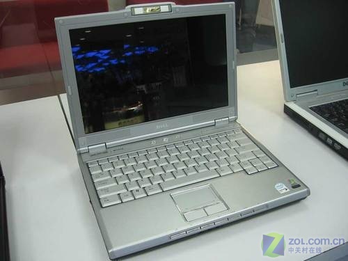 ����2GB�ڴ����12�����2���Ա�����