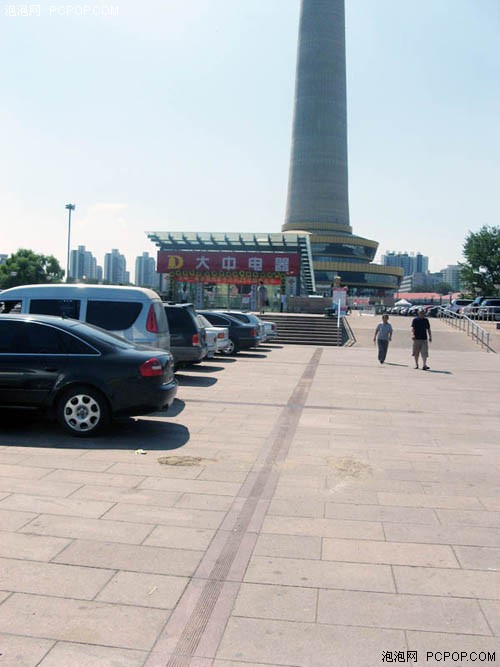 暗访大中电器 笔记本允许降价可定制_笔记本