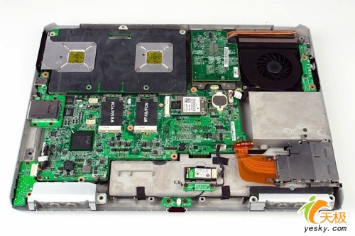 透视怪兽!戴尔XPS M1730内部结构曝光_笔记