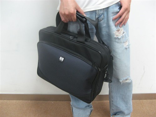С������ѡ��4��Ʒ��5500Ԫ�ʼǱ�
