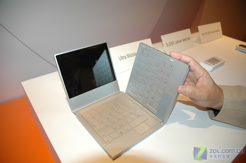 仅CD盒大小 富士通概念笔记本亮相北京_笔记本