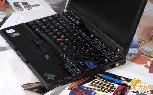 再创轻薄新巅峰!ThinkPad X61s评测上篇