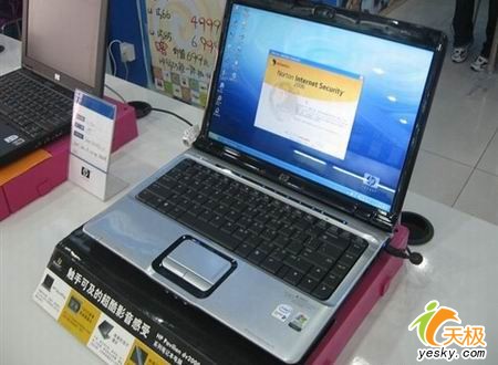 ���Ƚ�1700���ն�������dv2211����8K