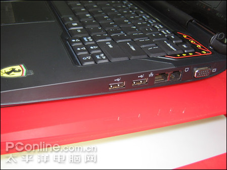 �곞Ferrari1004WTMi�ʼǱ�������