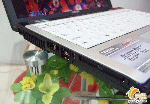 ˫����ָ��!��֥SatelliteM207��700