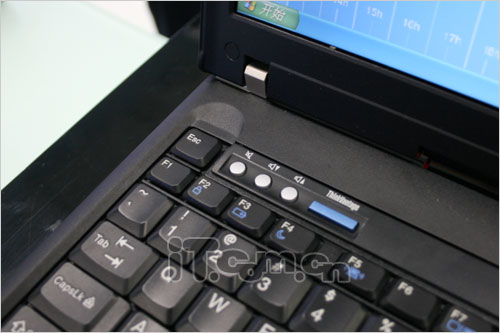 ���2����ThinkPadR60ARC��2000