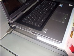 最廉联想天逸F40独显Vista本降到6399_笔记本