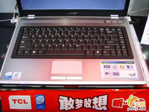 25寸大屏 TCL T51笔记本卖场价格跌进谷底_笔